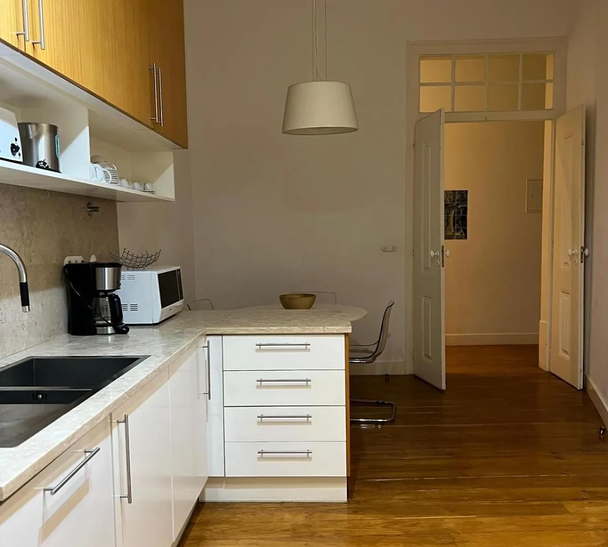 Privat bolig Private Comfortable Room In Chiado Lisboa